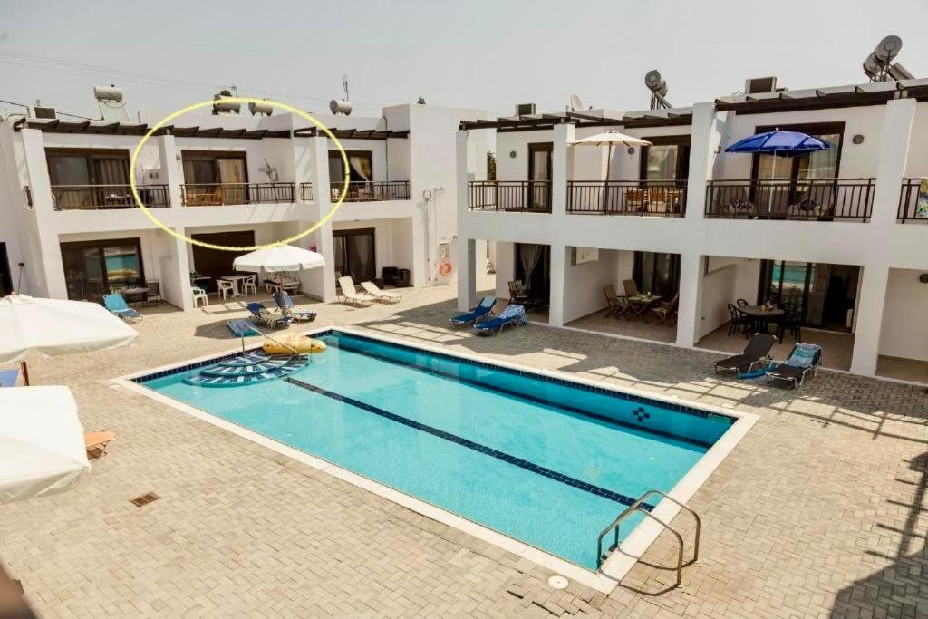 Harmonia At Gennadi Court Apartman Kültér fotó