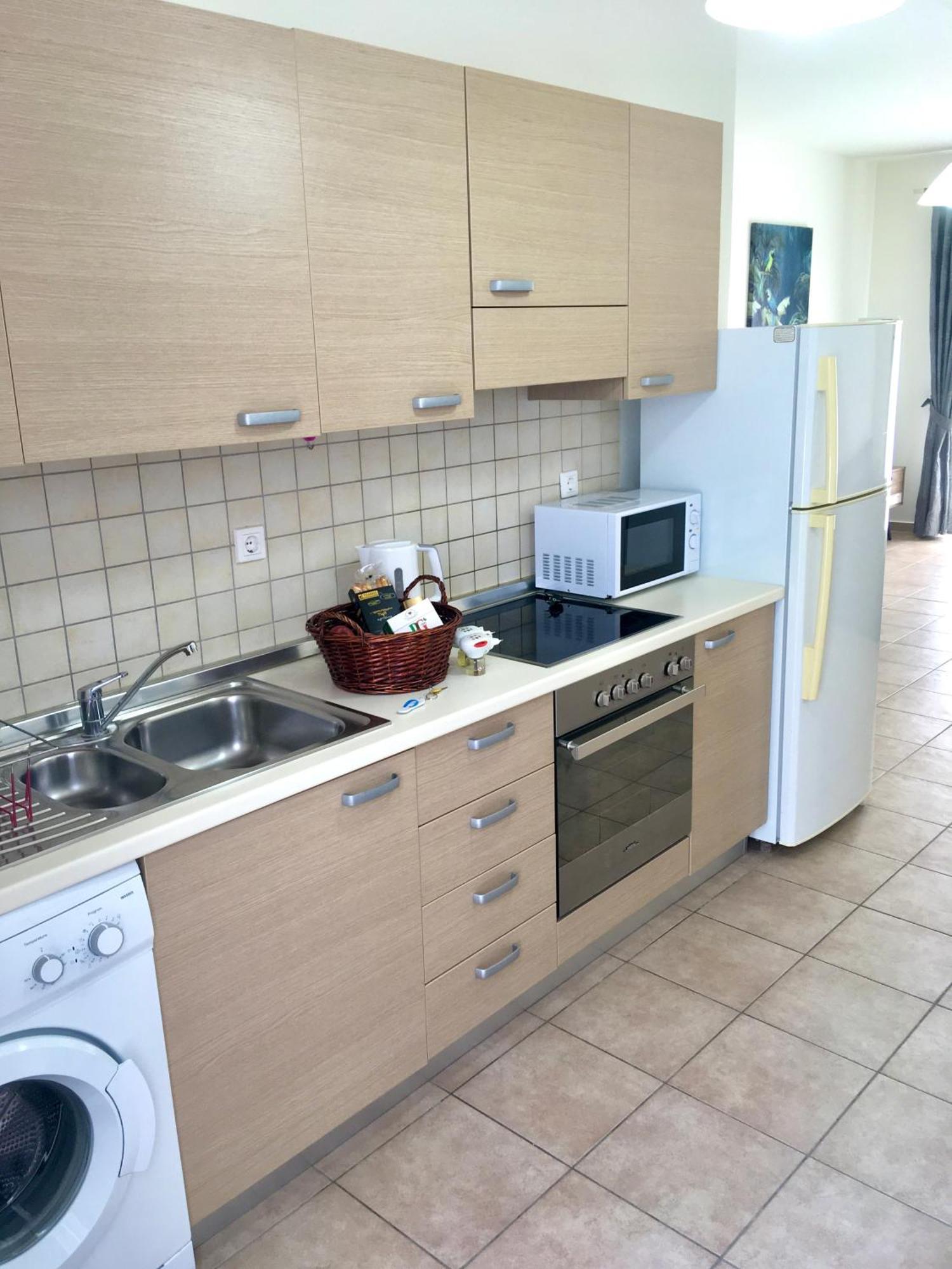 Harmonia At Gennadi Court Apartman Kültér fotó